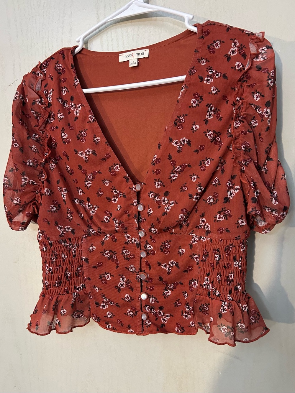 Moa Moa Rust Floral V-Neck Button Peplum Blouse